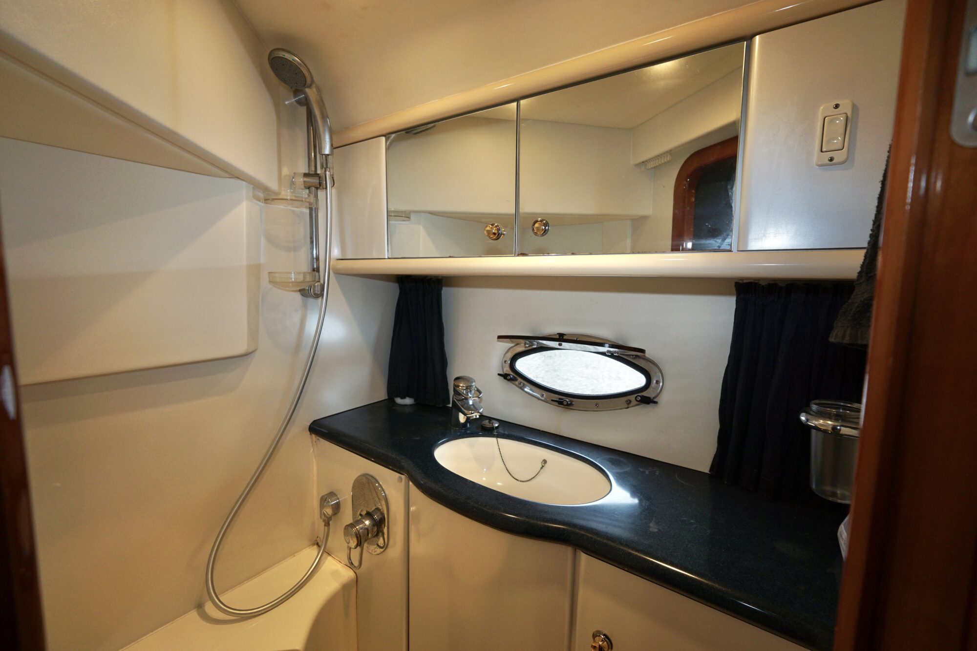 Sunseeker Camargue 47 1997 – 55 km/u met refit 2025 - Foto 19