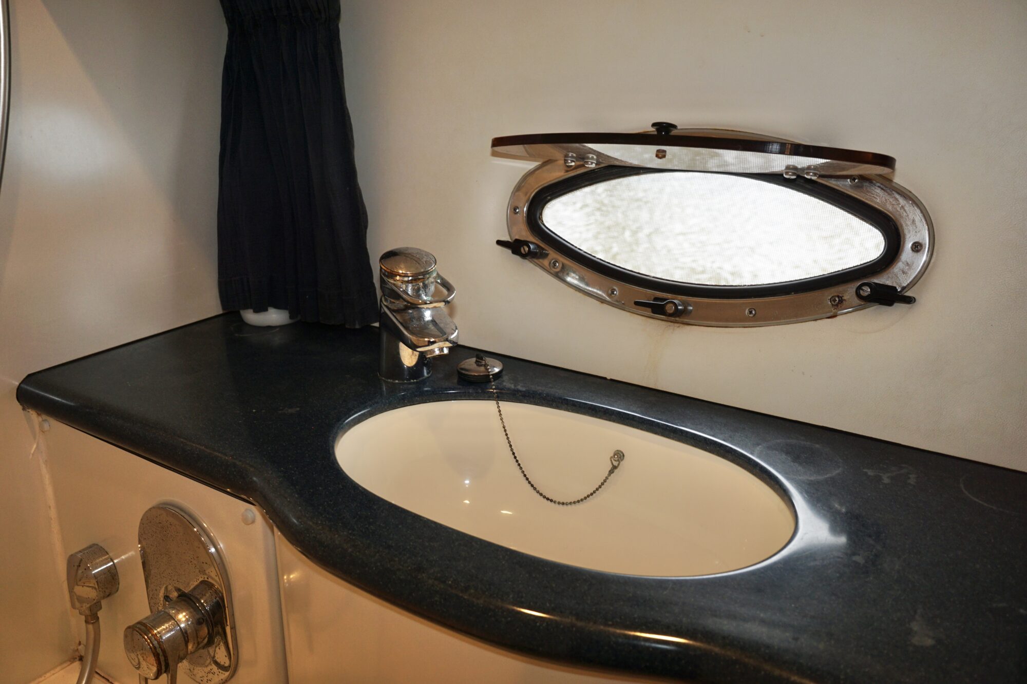 Sunseeker Camargue 47 1997 – 55 km/u met refit 2025 - Foto 20