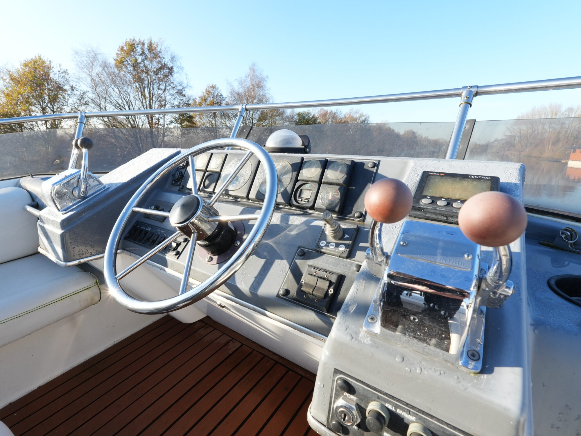 Bayliner 3688 Flybridge 1992 – royale cruiser met twee stuurstanden - Foto 20