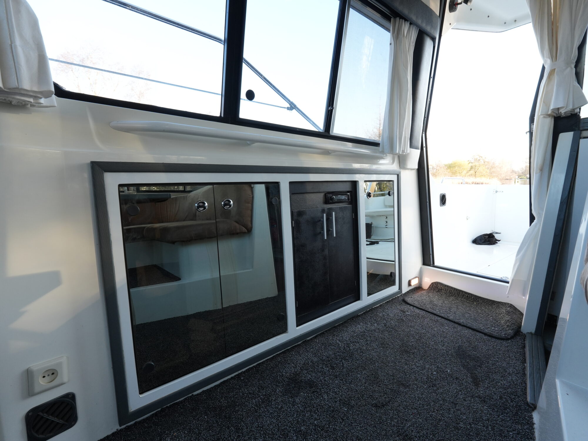 Bayliner 3688 Flybridge 1992 – royale cruiser met twee stuurstanden - Foto 25