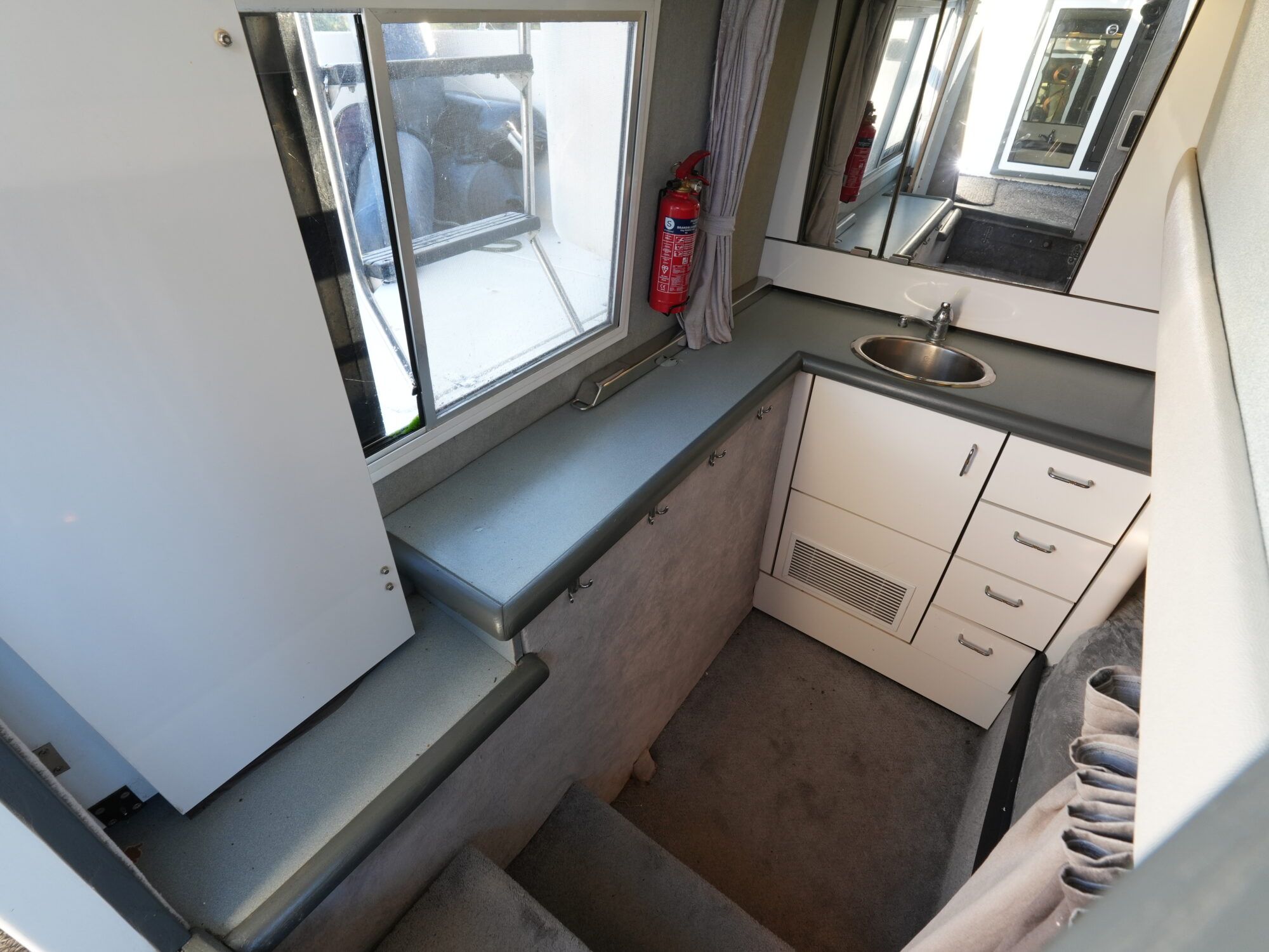 Bayliner 3688 Flybridge 1992 – royale cruiser met twee stuurstanden - Foto 26