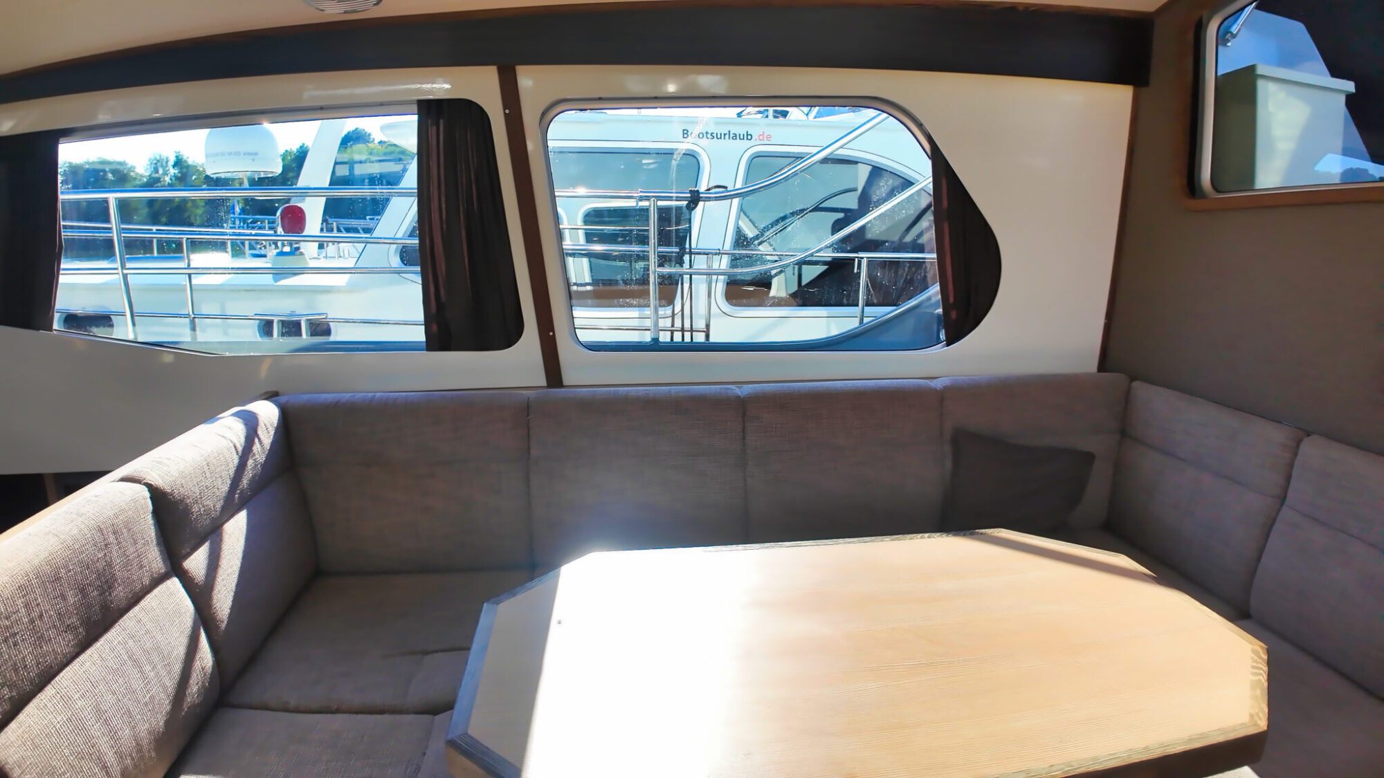 Aventura 43 AK Cabrio 2011 – Zeetaugelijk stalen motorjacht - Foto 17