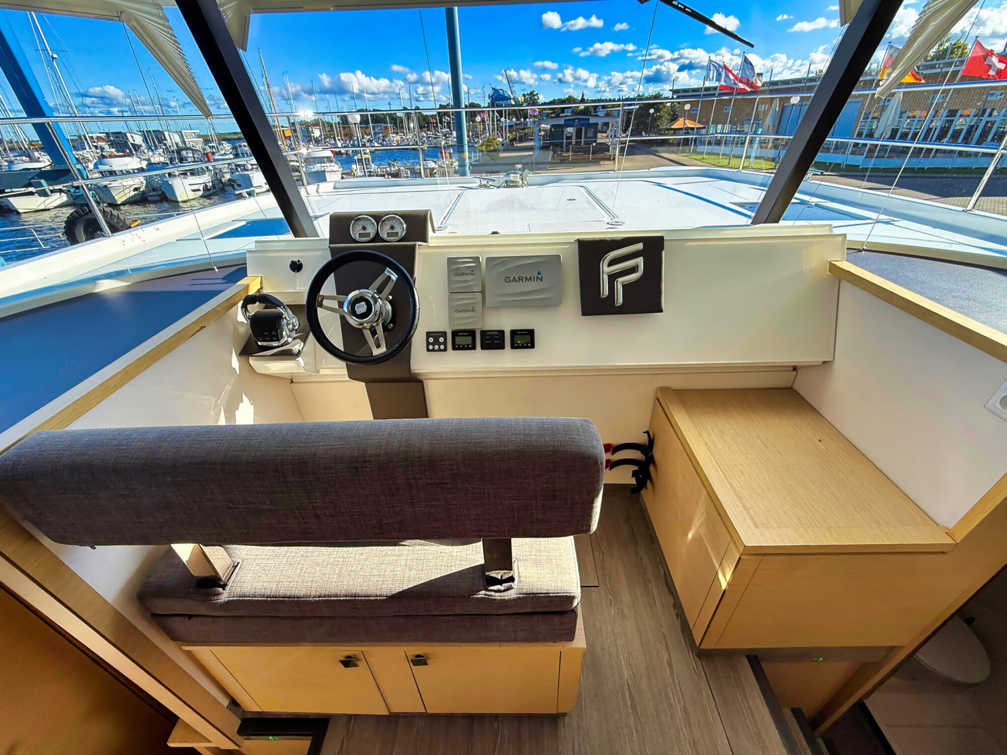 Fountaine Pajot MY 37 2018 – flybridge catamaran 4 hutten - Foto 8