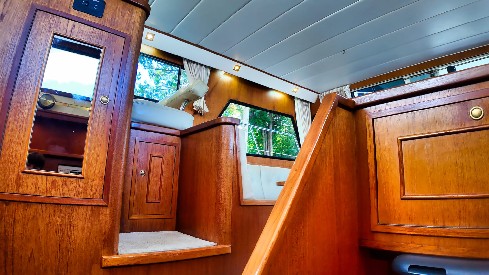 Neptunus 138 1989 – Zeewaardig flybridge-motorjacht - Foto 12