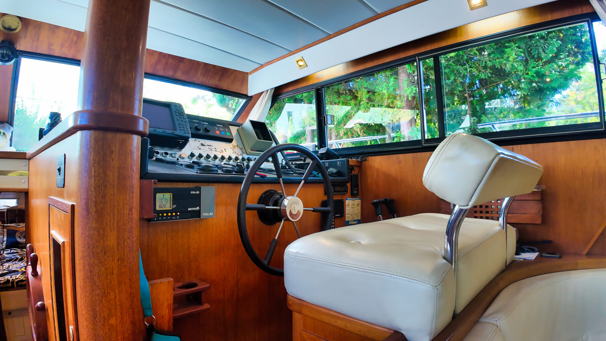 Neptunus 138 / 46 Flybridge Sedan - Foto 6