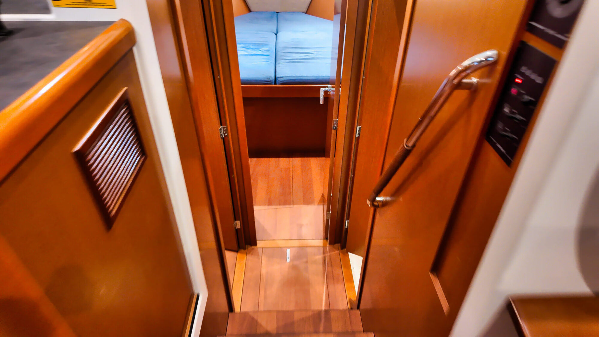 Beneteau Swift Trawler 34 2016 – Koersstabiel flybridge-jacht - Foto 12