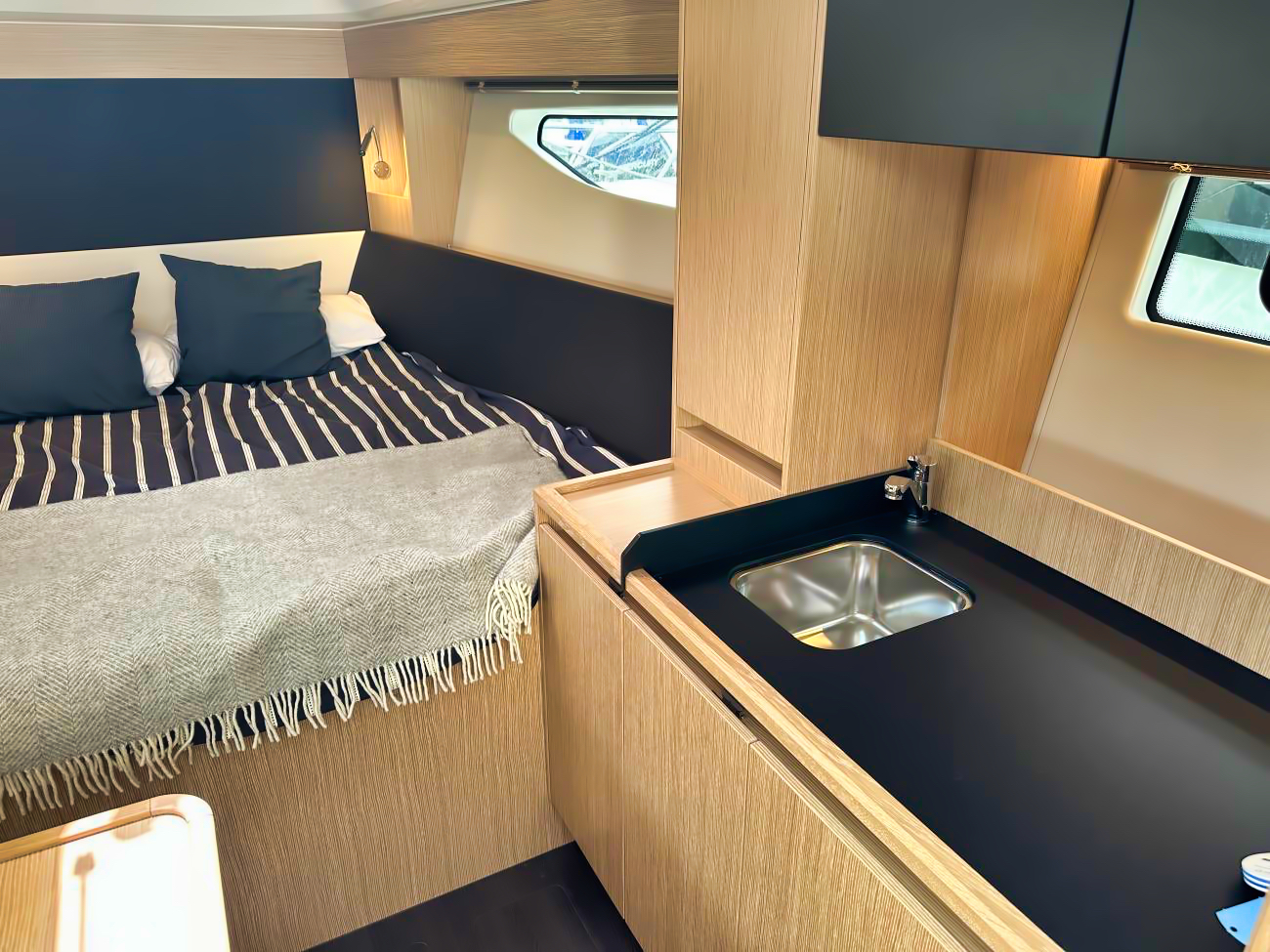 Bavaria SR 35 Hardtop 2024 – demo met 5 vaaruren - Foto 19
