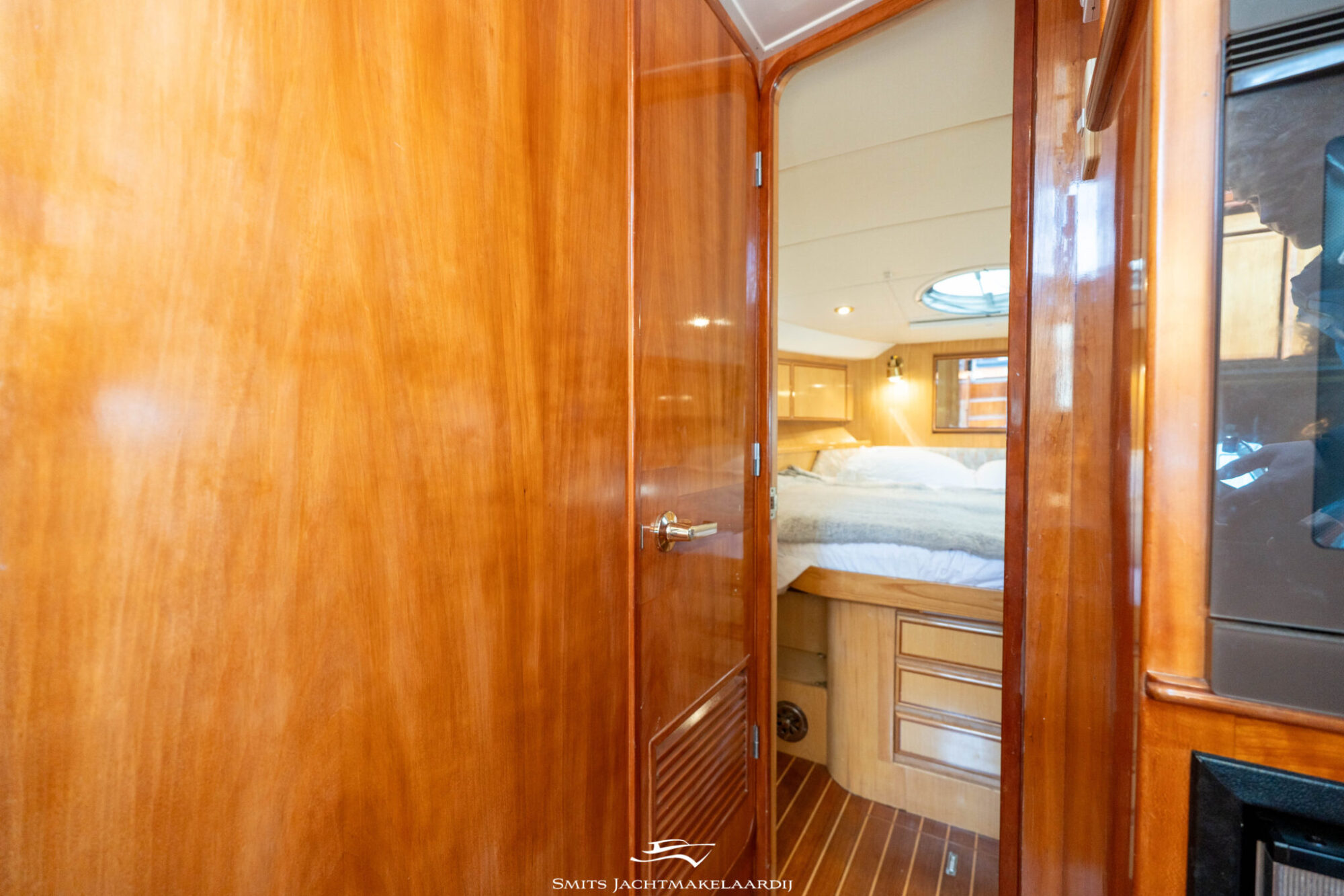 Astor 37 Flybridge 1996 – ruim sportjacht met twee hutten - Foto 13