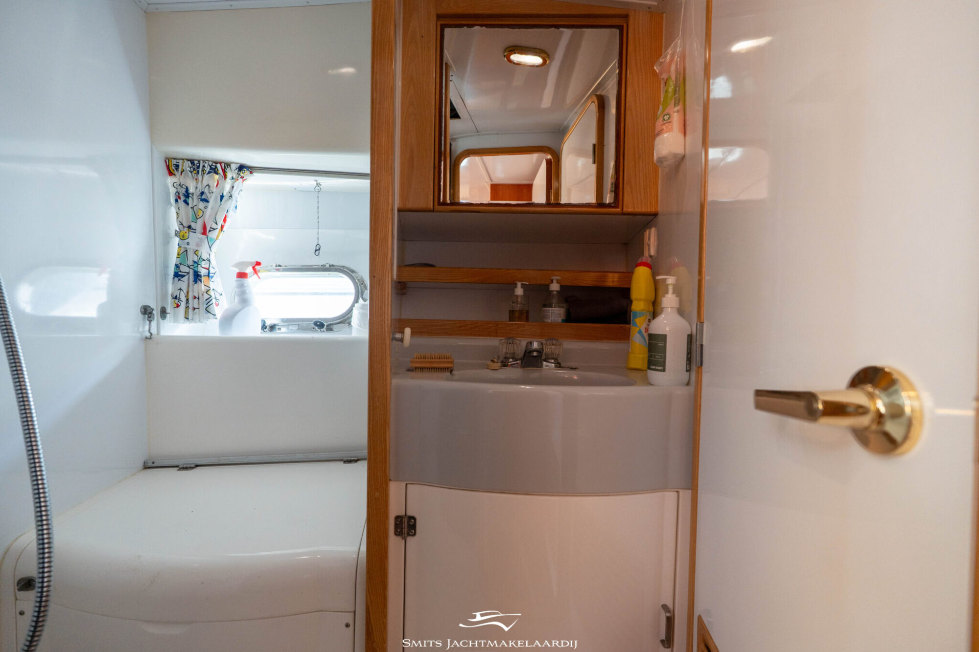 Astor 37 Flybridge 1996 – ruim sportjacht met twee hutten - Foto 18