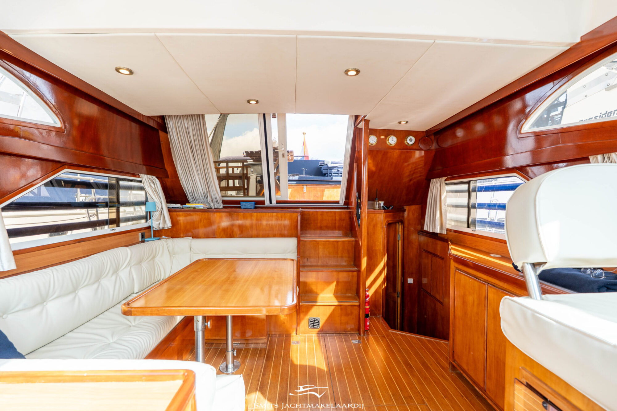 Astor 37 Flybridge 1996 – ruim sportjacht met twee hutten - Foto 22