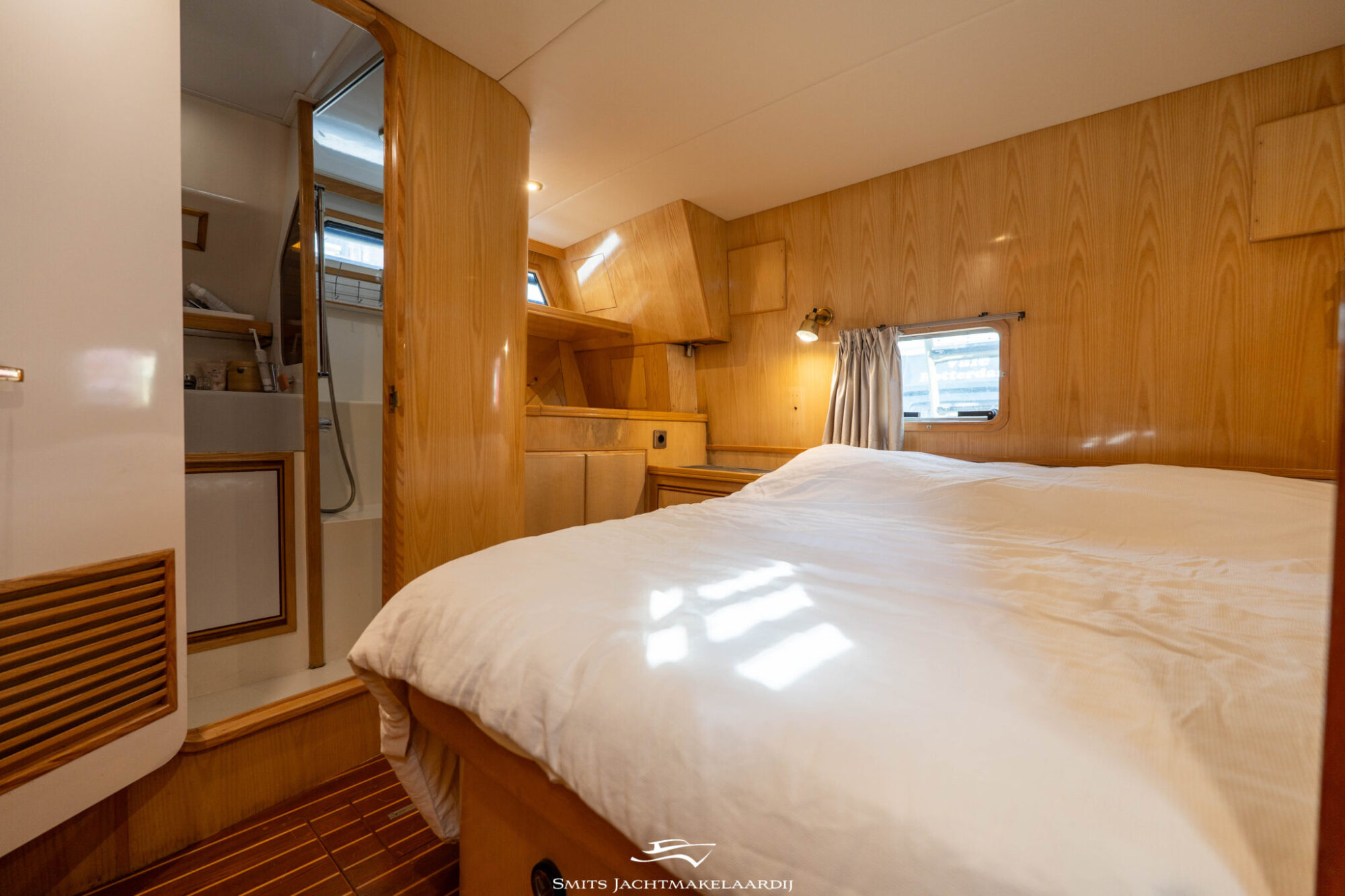 Astor 37 Flybridge 1996 – ruim sportjacht met twee hutten - Foto 29