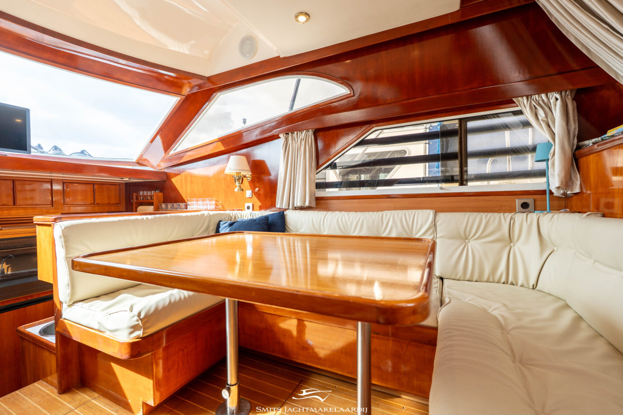 Astor 37 Flybridge - Foto 4