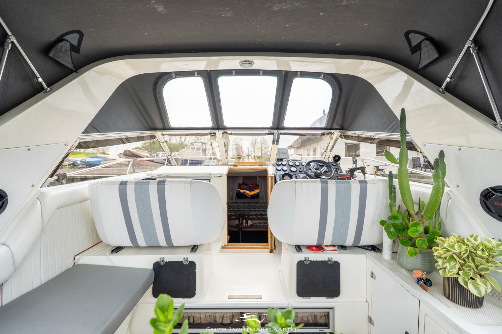 Fairline Targa 33 1986 – comfortabel en sportief - Foto 11