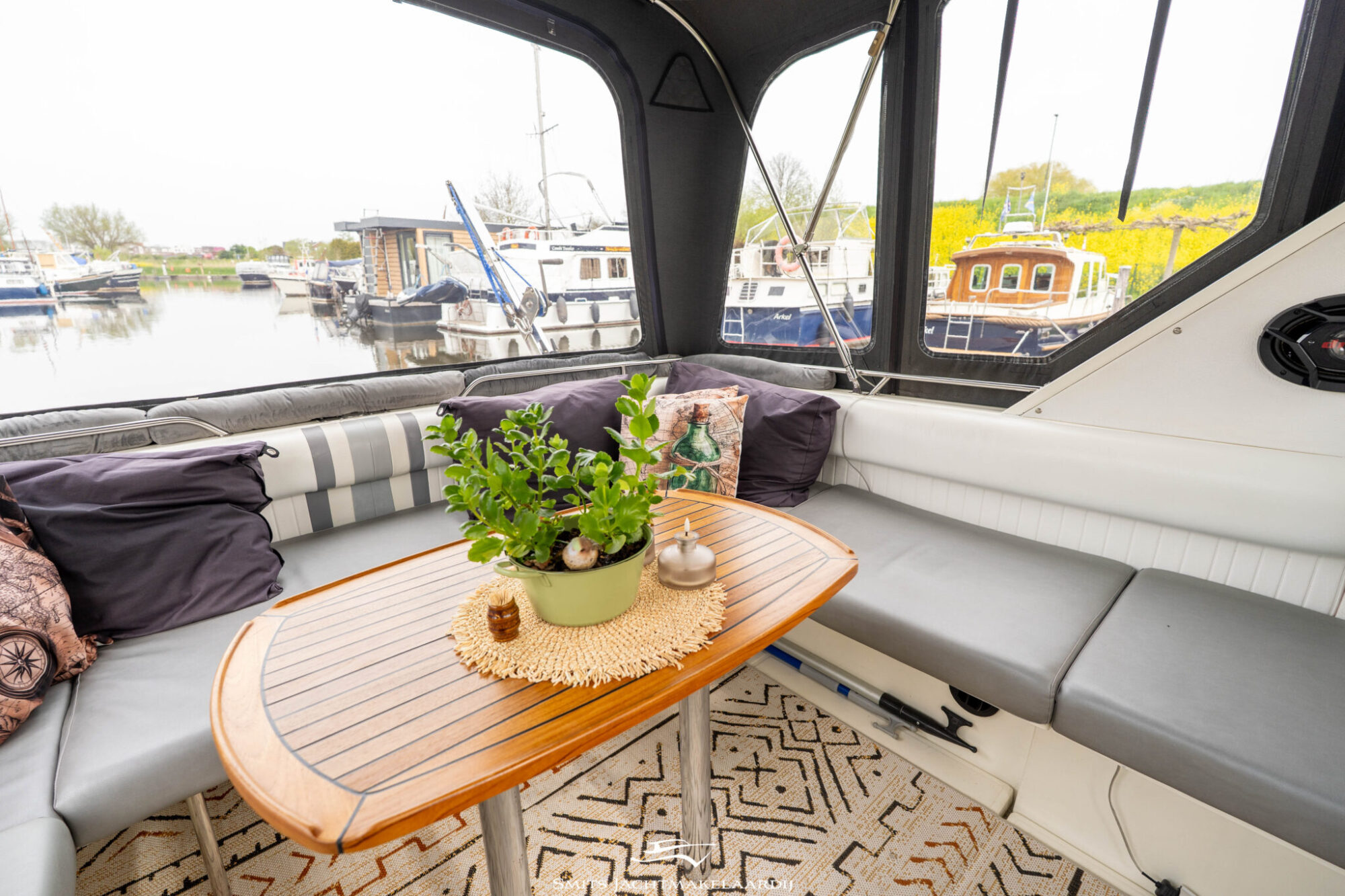 Fairline Targa 33 1986 – comfortabel en sportief - Foto 8