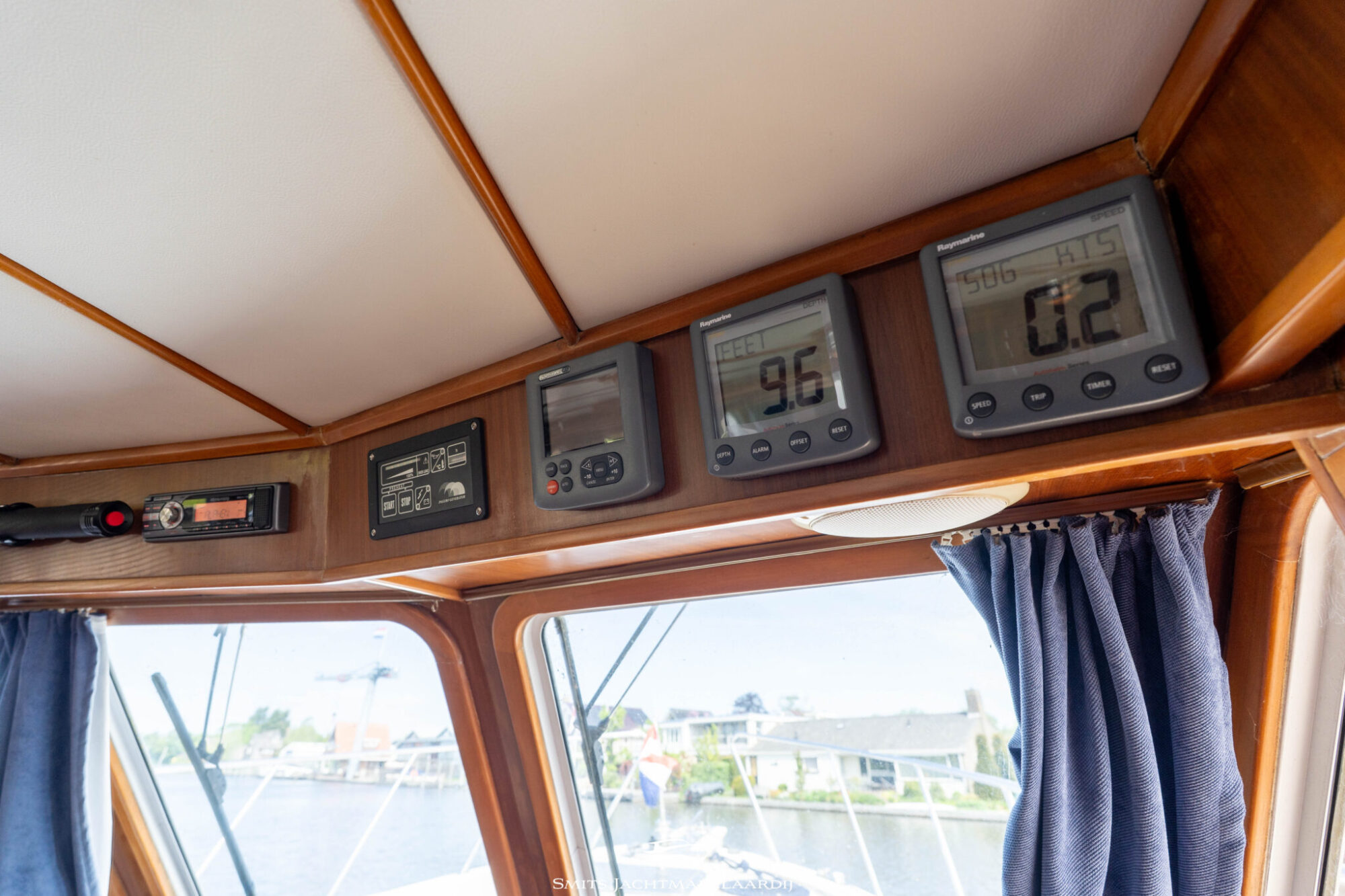 Baltic Trawler 40 Flybridge 2008 – Massief kersen interieur - Foto 13