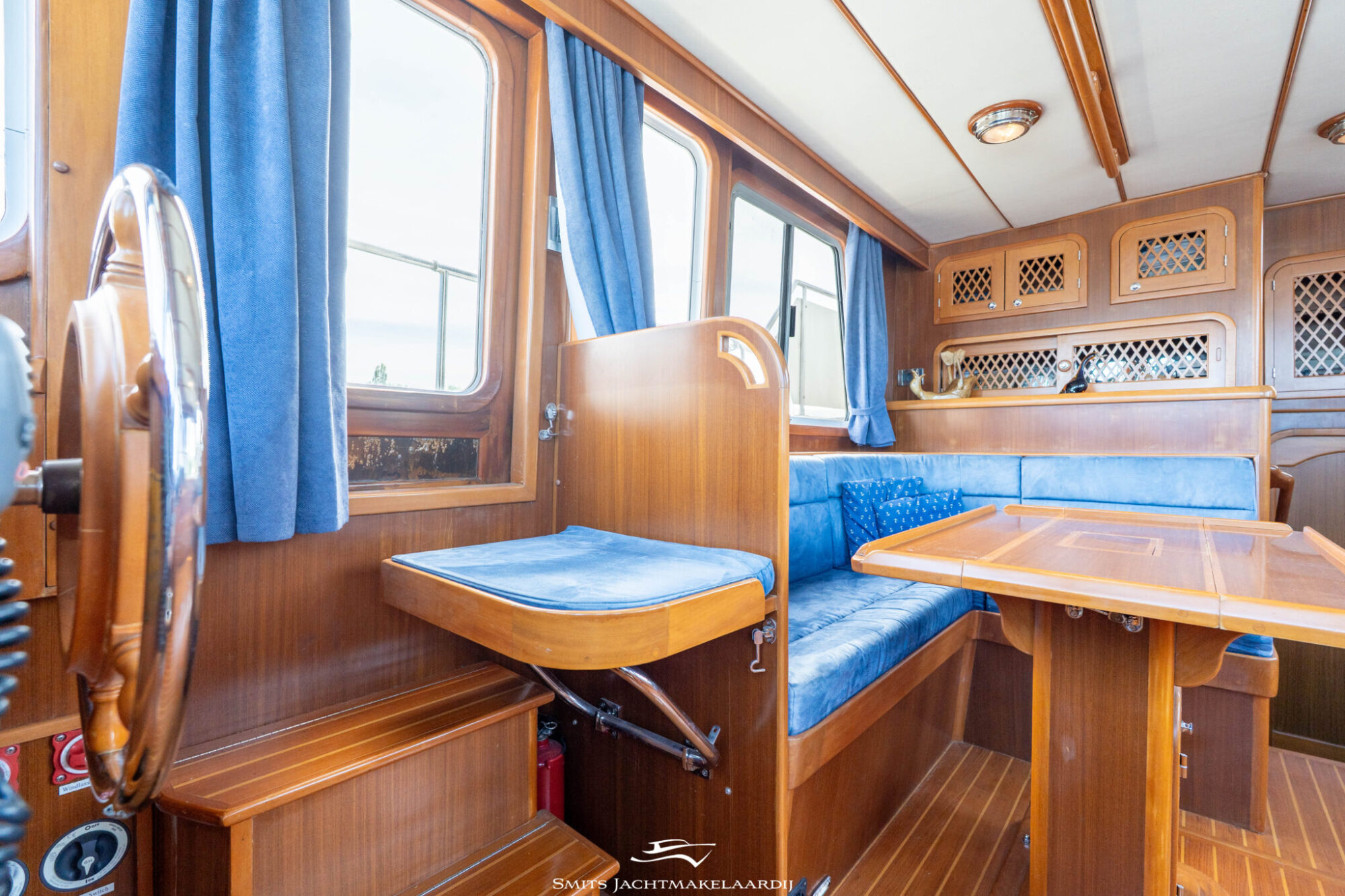 Baltic Trawler 40 Flybridge 2008 – Massief kersen interieur - Foto 28