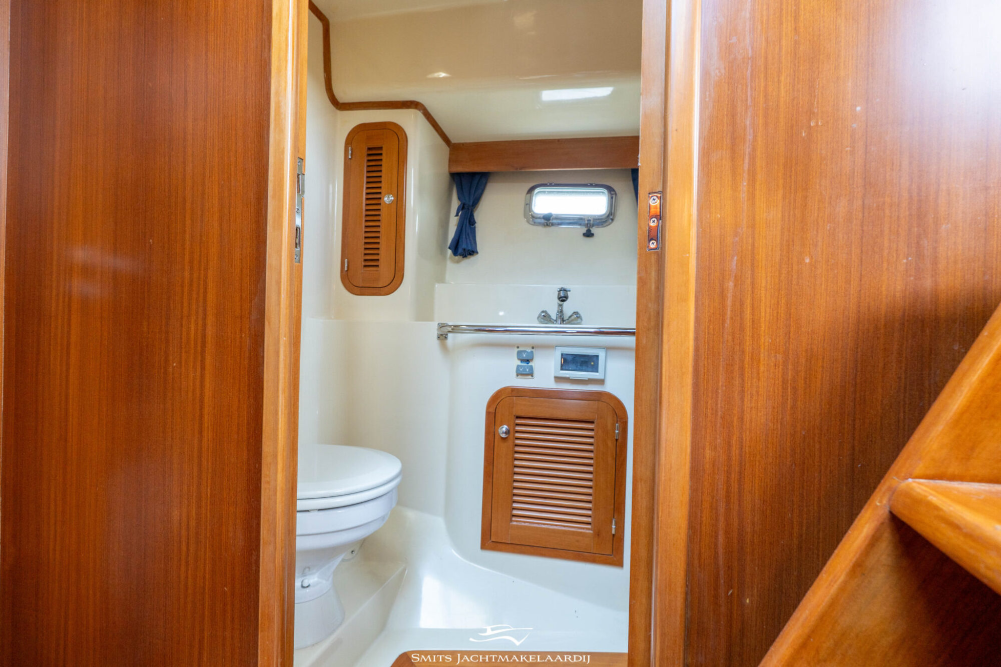 Baltic Trawler 40 Flybridge 2008 – Massief kersen interieur - Foto 29