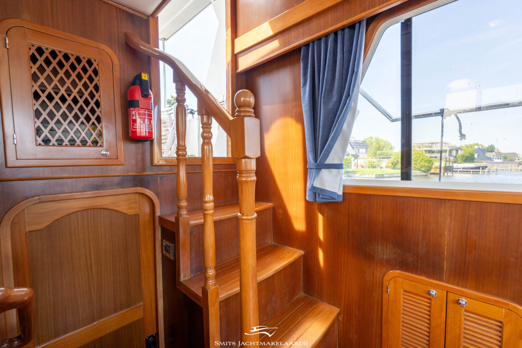 Baltic Trawler 40 Flybridge 2008 – Massief kersen interieur - Foto 8