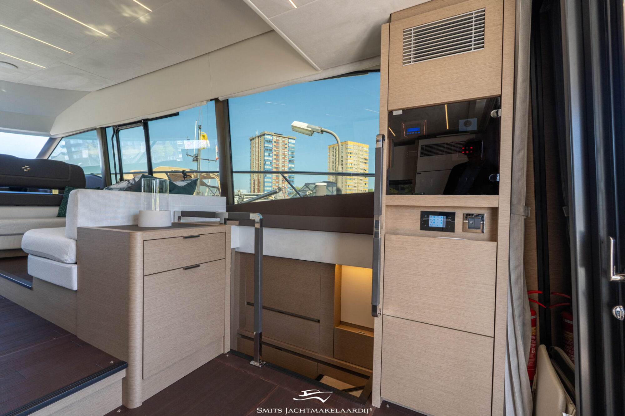 Prestige 590 Flybridge 2022 – Vierhuts flybridge met Zeus-pods - Foto 12