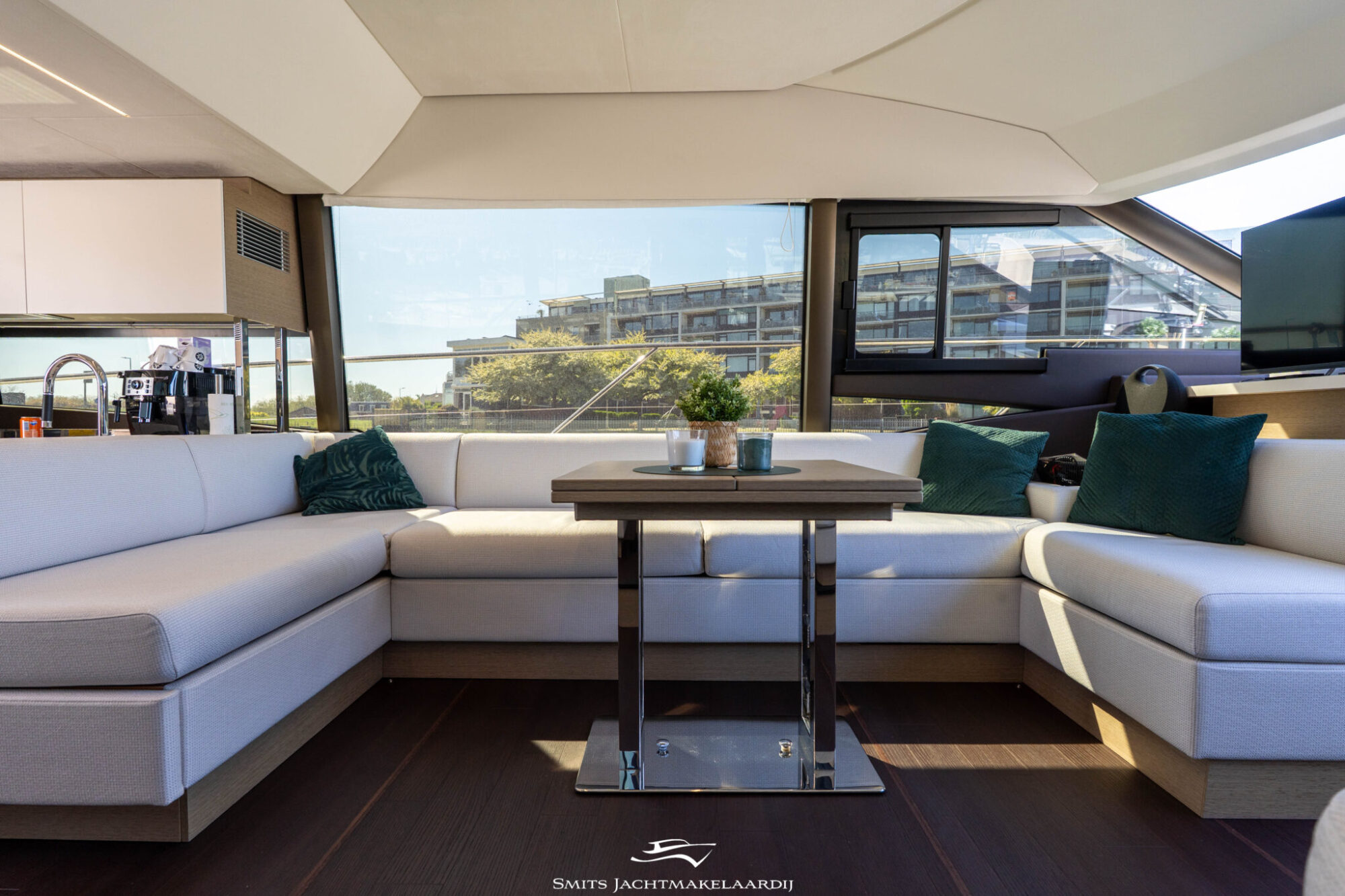 Prestige 590 Flybridge 2022 – Vierhuts flybridge met Zeus-pods - Foto 15