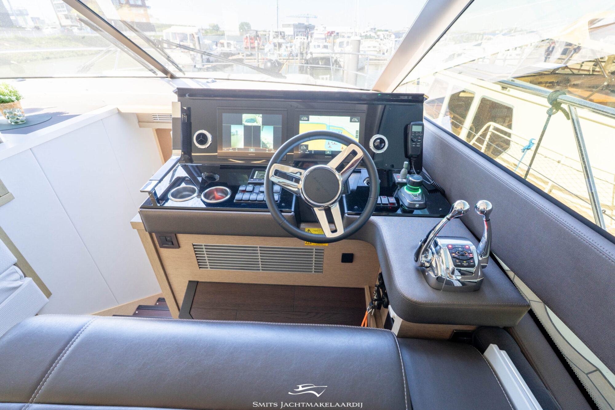 Prestige 590 Flybridge 2022 – Vierhuts flybridge met Zeus-pods - Foto 23