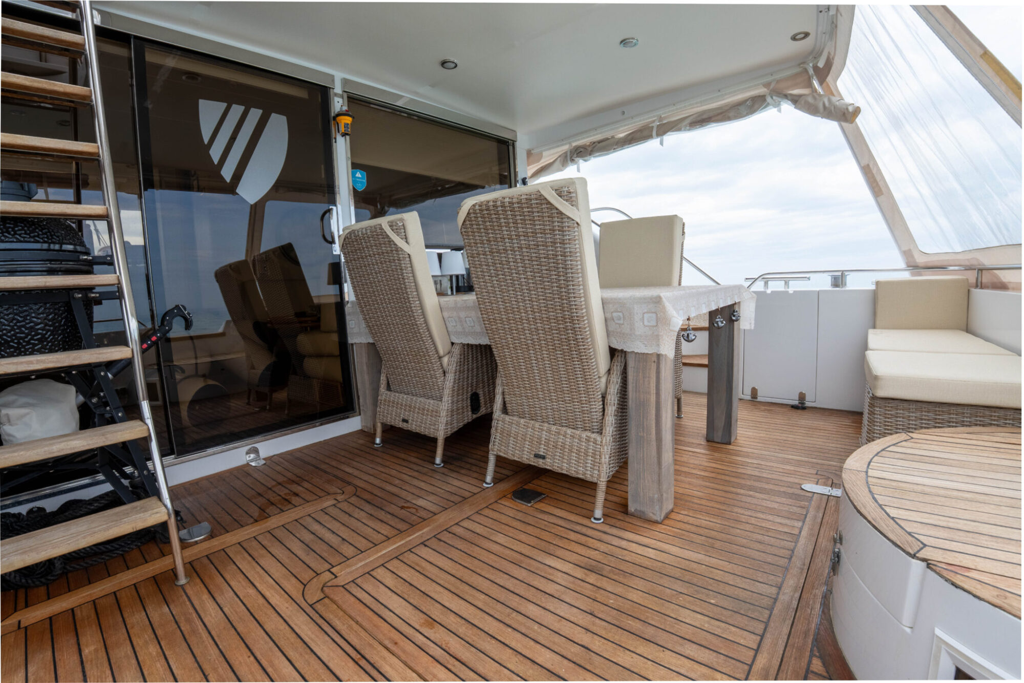 Fairline Squadron 62/65 1992 – volledig liveaboard uitgerust - Foto 11