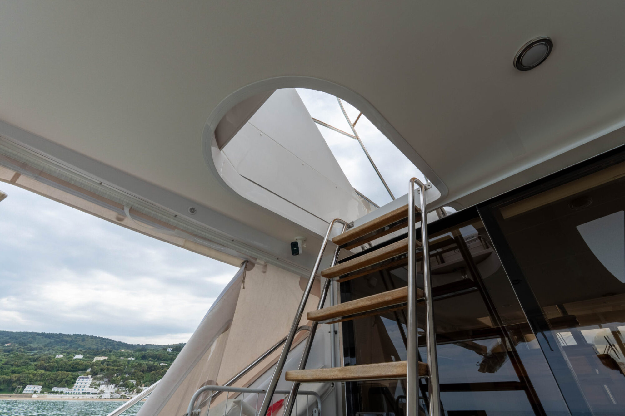 Fairline Squadron 62/65 1992 – volledig liveaboard uitgerust - Foto 17
