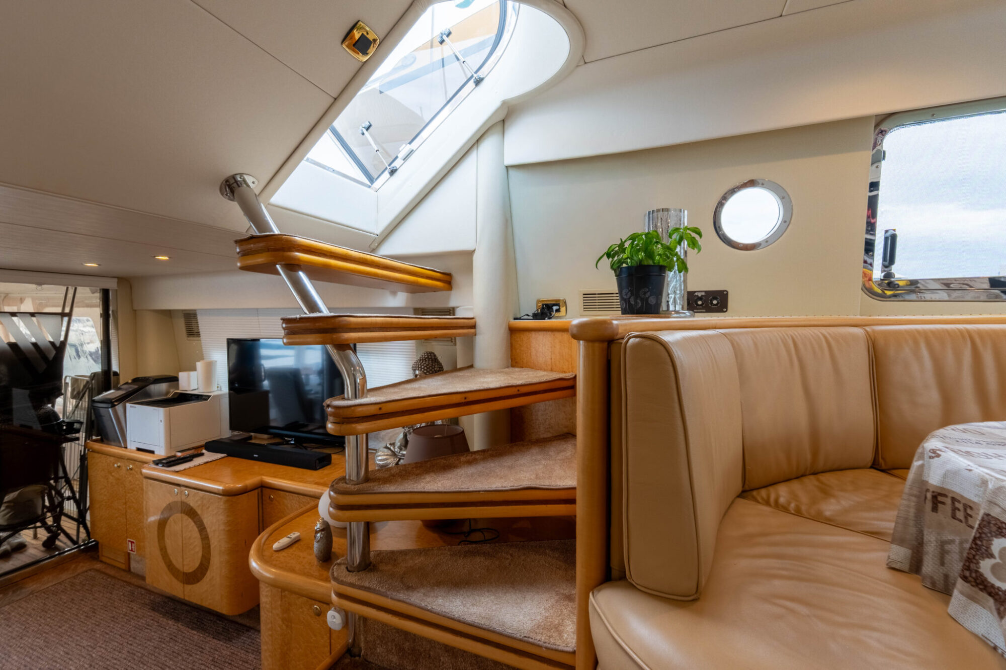 Fairline Squadron 62/65 1992 – volledig liveaboard uitgerust - Foto 11