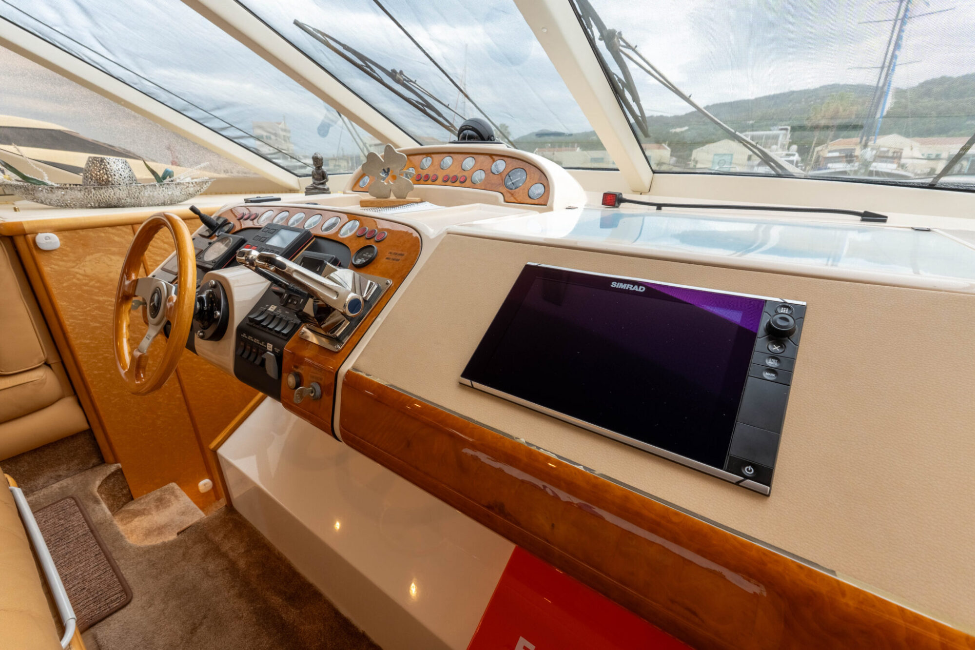 Fairline Squadron 62/65 1992 – volledig liveaboard uitgerust - Foto 27