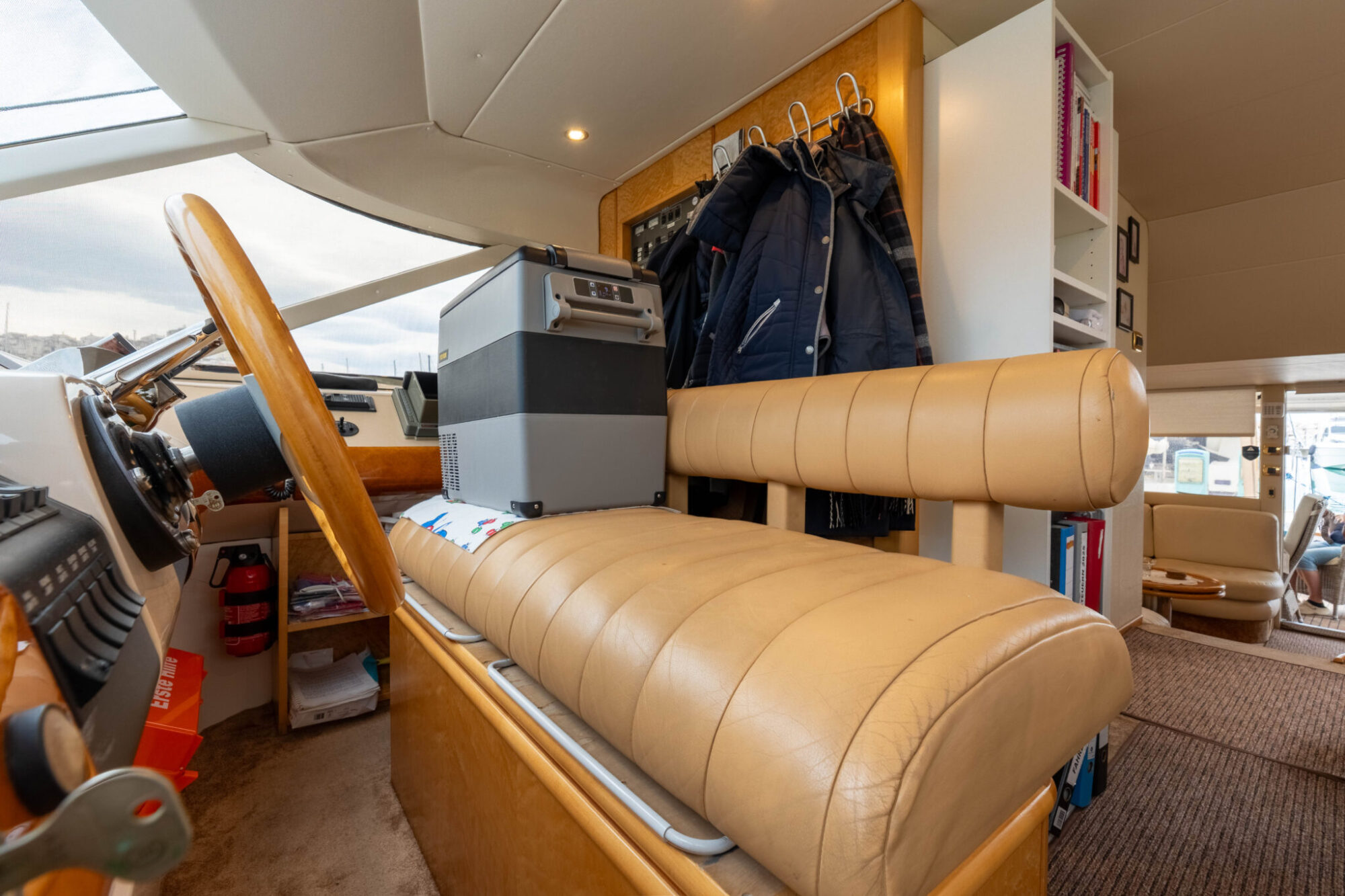 Fairline Squadron 62/65 1992 – volledig liveaboard uitgerust - Foto 29