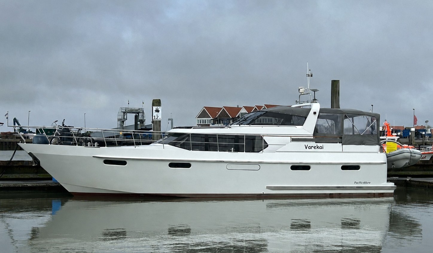 Van den Hoven Allure 155 Cabrio 2002 – volvolume stuurhuis-cruiser