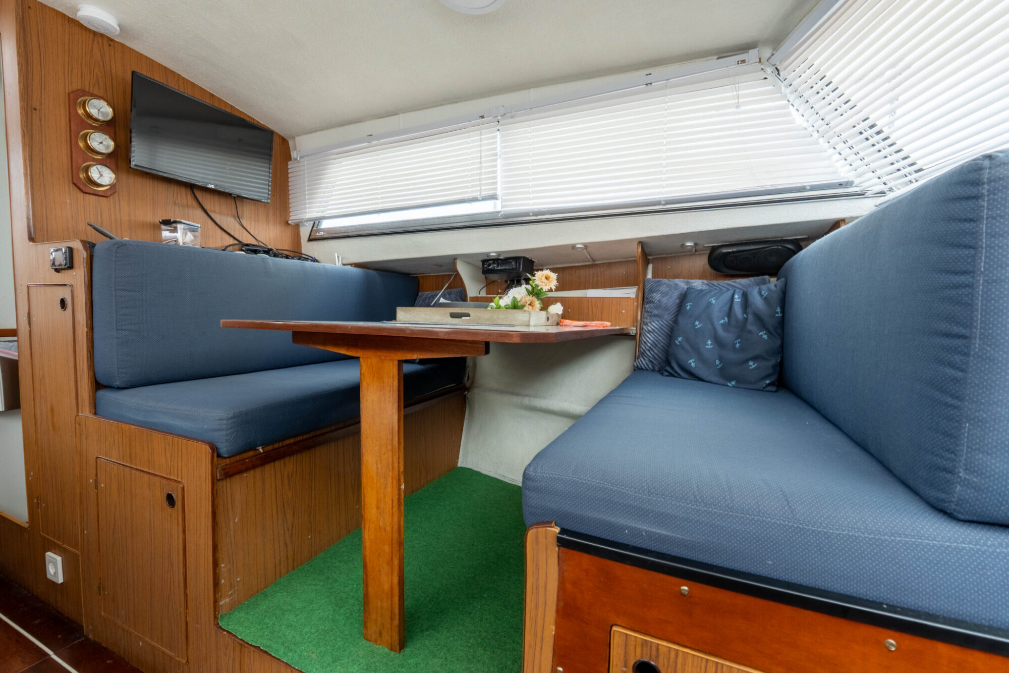 Amerglass 32 Explorer 1973 – dubbelmotorige klassieker - Foto 14