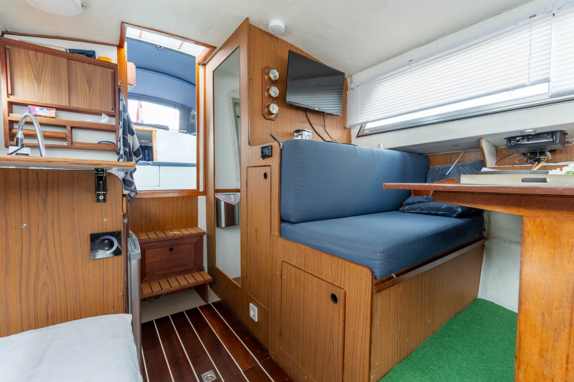 Amerglass 32 Explorer 1973 – dubbelmotorige klassieker - Foto 15