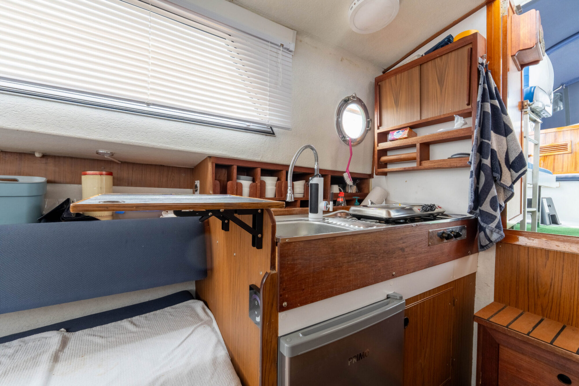 Amerglass 32 Explorer 1973 – dubbelmotorige klassieker - Foto 10