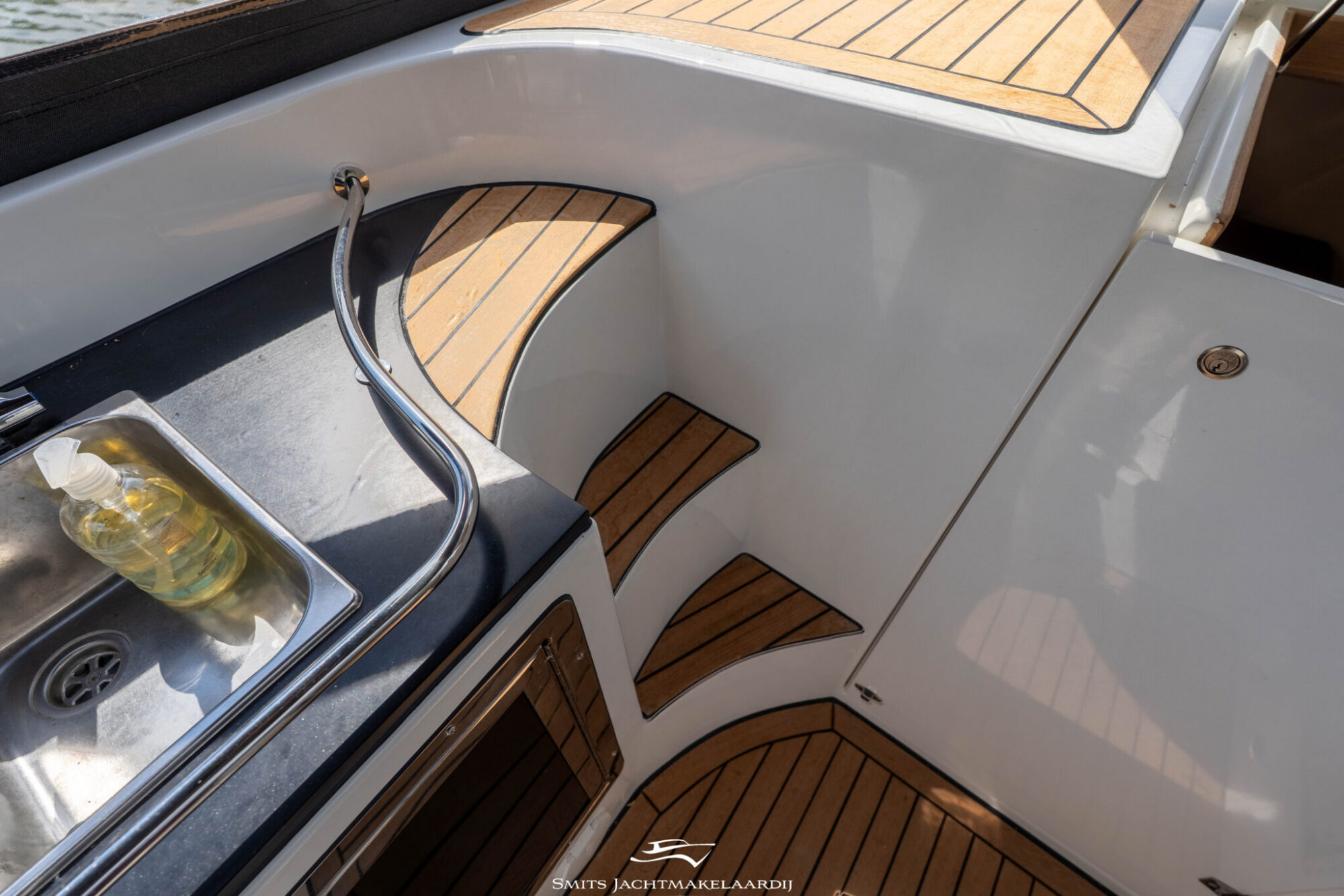Bola GS Tender 27 Semi Cabin 2022 – Luxe cabinsloep met weinig uren - Foto 9