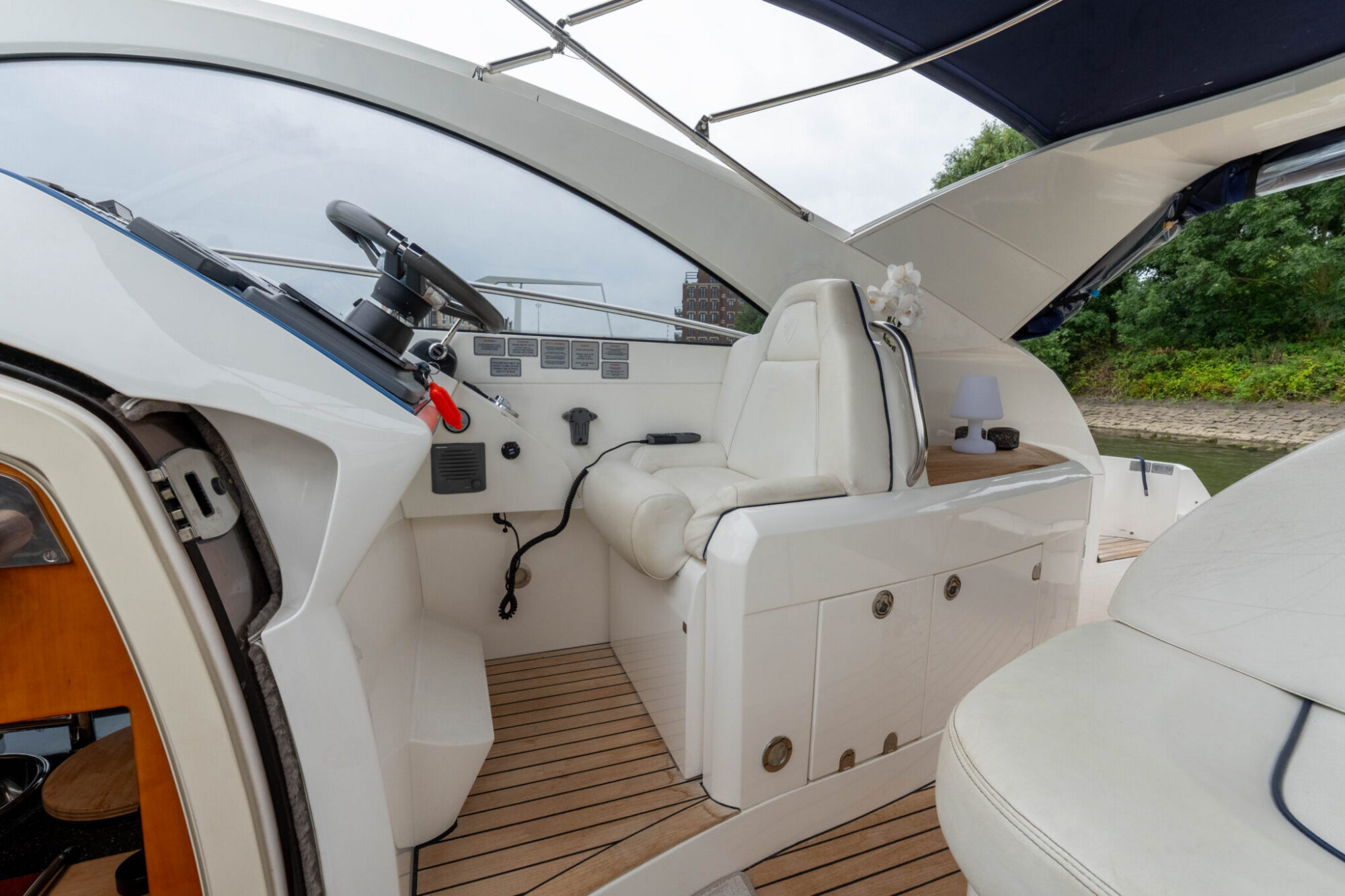 Fairline Targa 38 2008 – Sportieve cruiser met 2×300 pk - Foto 30