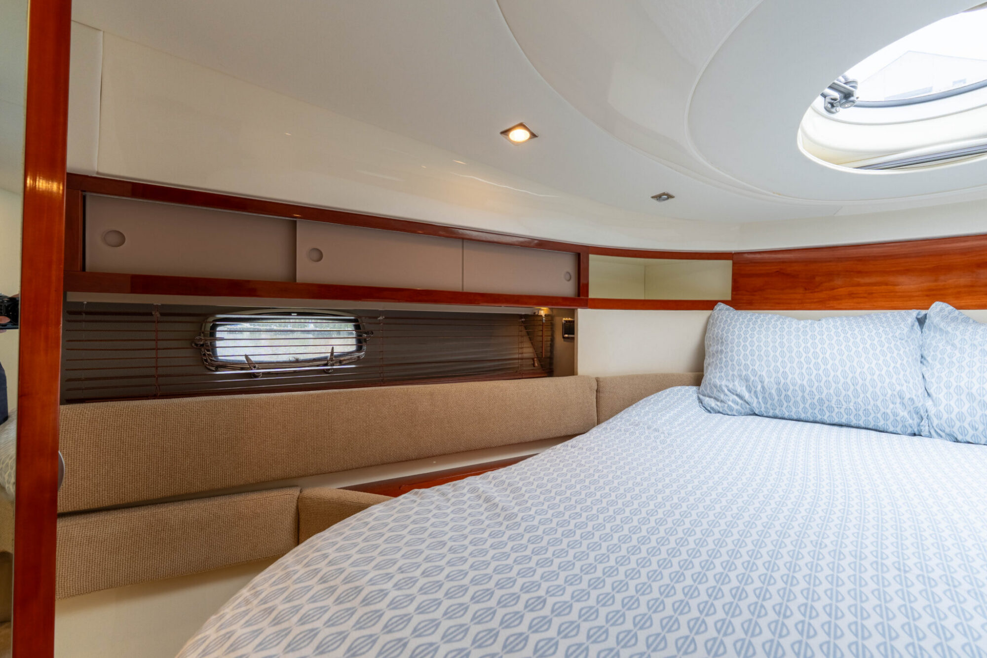 Fairline Targa 38 2008 – Sportieve cruiser met 2×300 pk - Foto 9