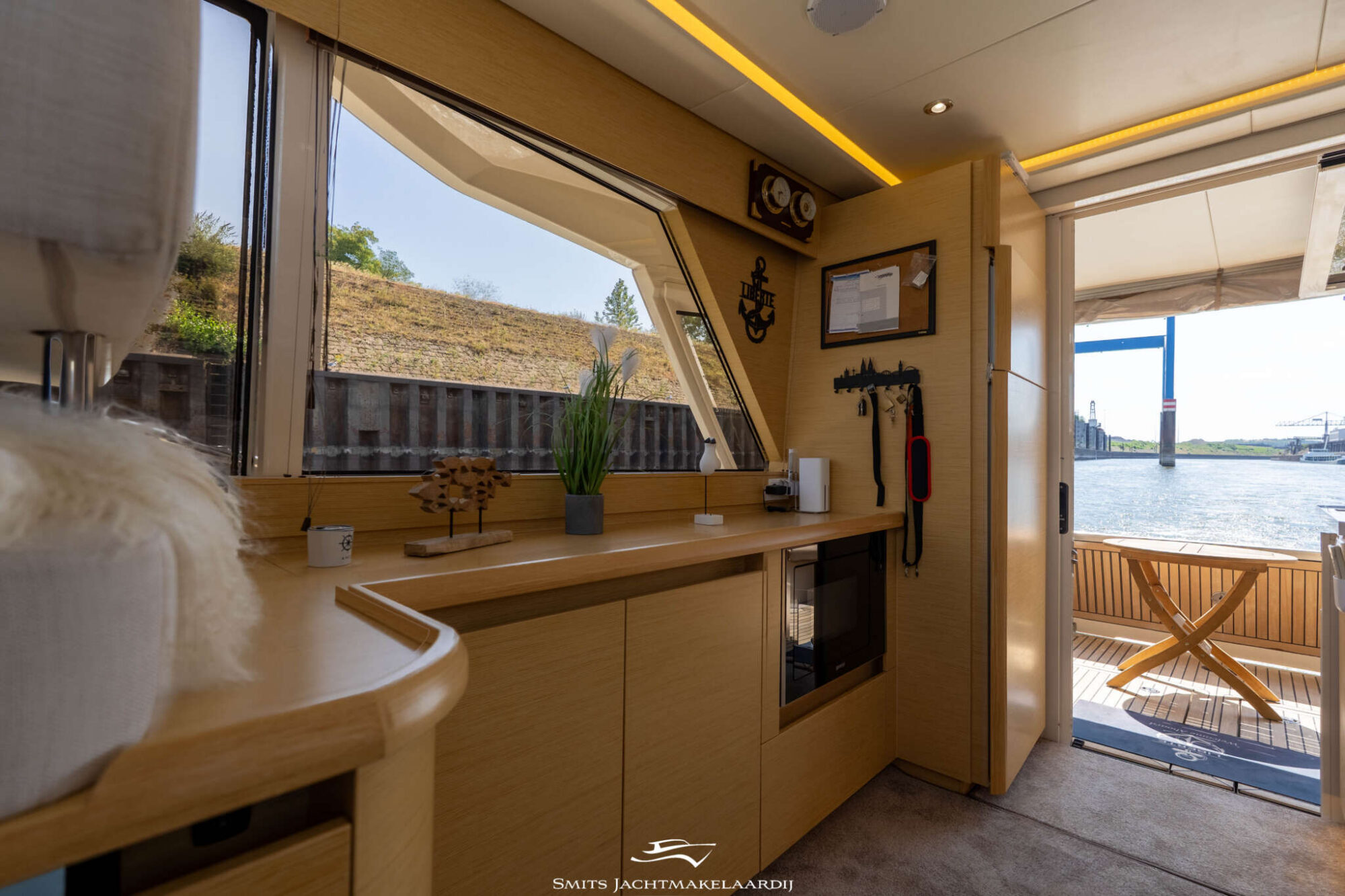 Greenline 39 2018 – hybride techniek en teakdek - Foto 16