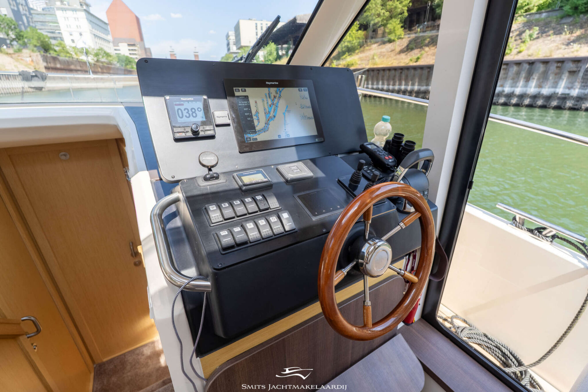 Greenline 39 2018 – hybride techniek en teakdek - Foto 8