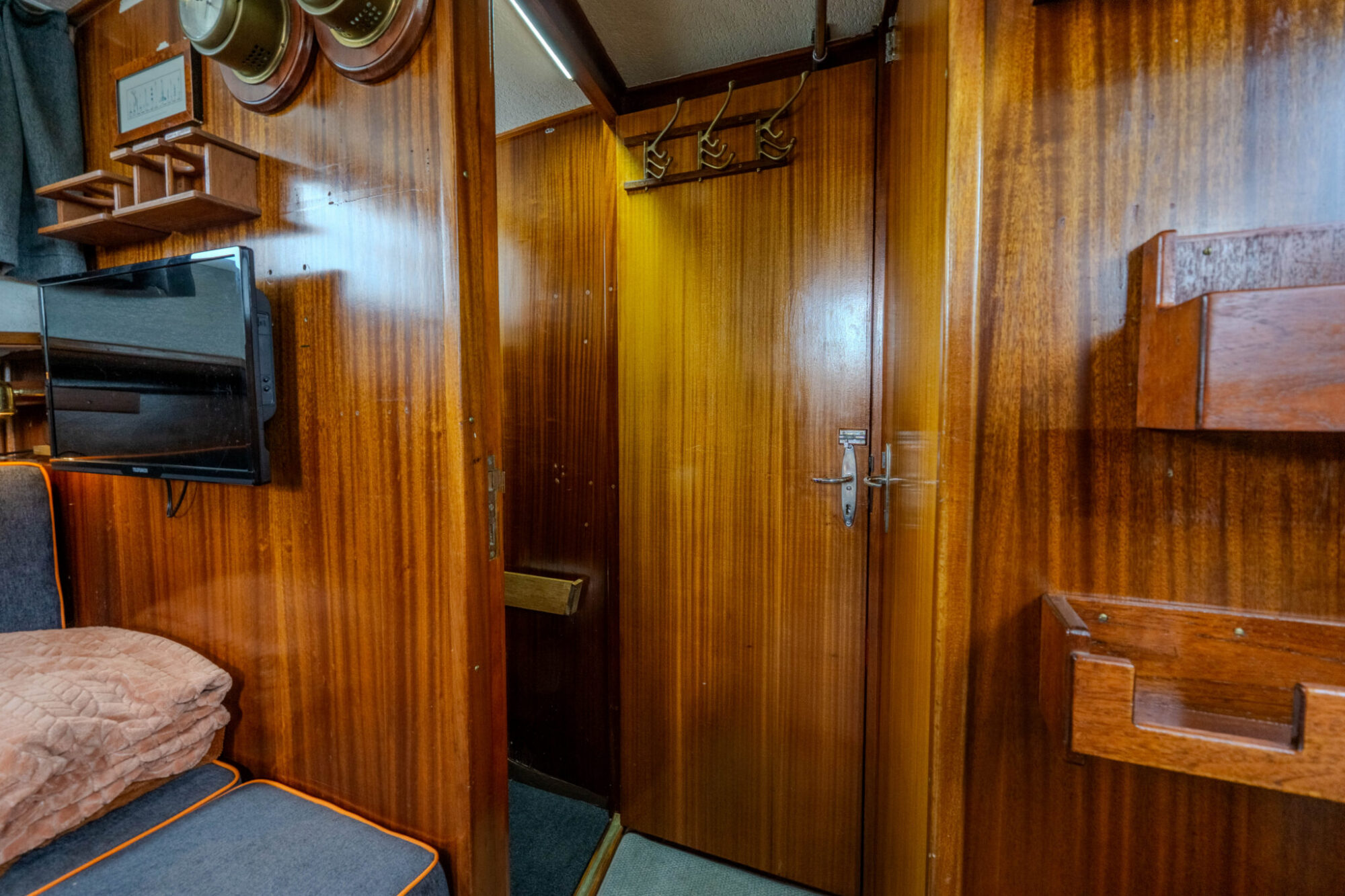 Finnclipper 35 OK 1972 – degelijk motorjacht met ligplaats Meppel - Foto 21