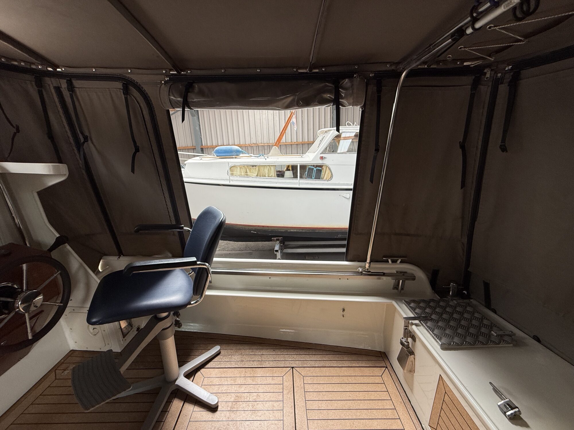 Barkas 8.30 OK 2007 – Teakhouten luxe met boegschroef - Foto 17