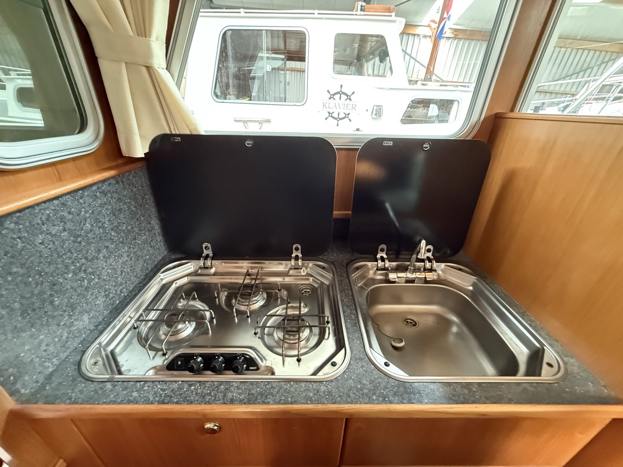 Barkas 8.30 OK 2007 – Teakhouten luxe met boegschroef - Foto 7