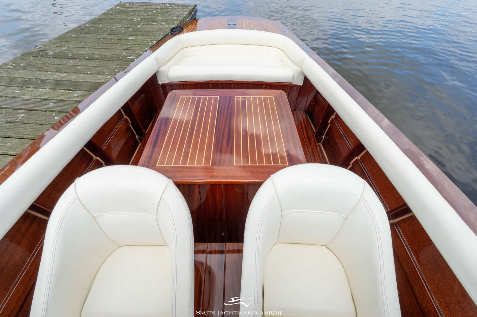 Divank Uscire 635 2010 – Mahonie V8-klassieker - Foto 30