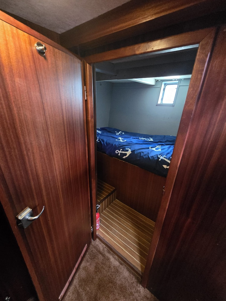 Marhen Kruiser 15.00 AK Cabrio 2004 – Ruim woonschip met mahonie afwerking - Foto 16