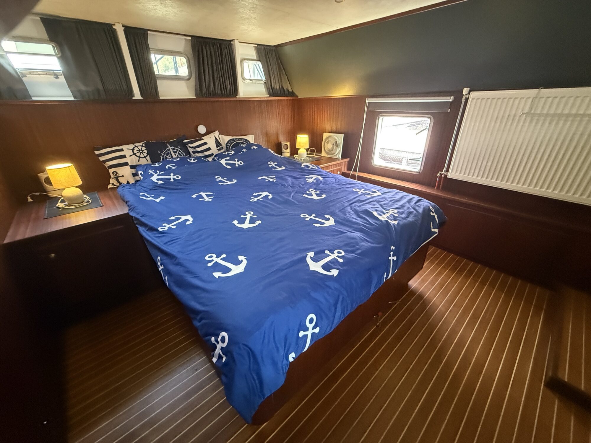 Marhen Kruiser 15.00 AK Cabrio 2004 – Ruim woonschip met mahonie afwerking - Foto 20