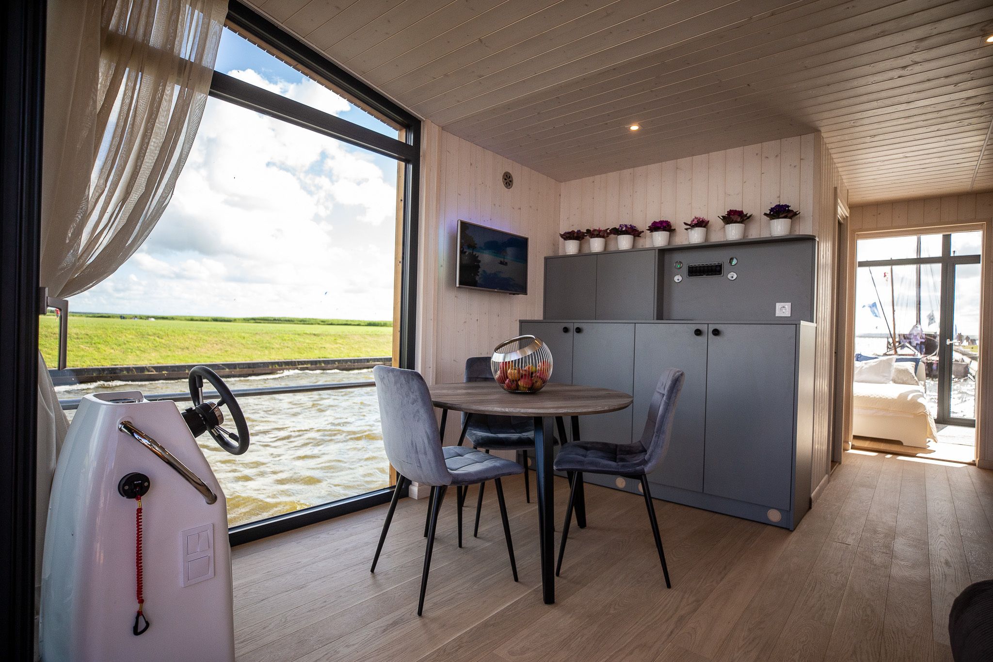 Twin Butterfly Houseboat 2026 – Zelfvarende woonboot nieuwbouw - Foto 11