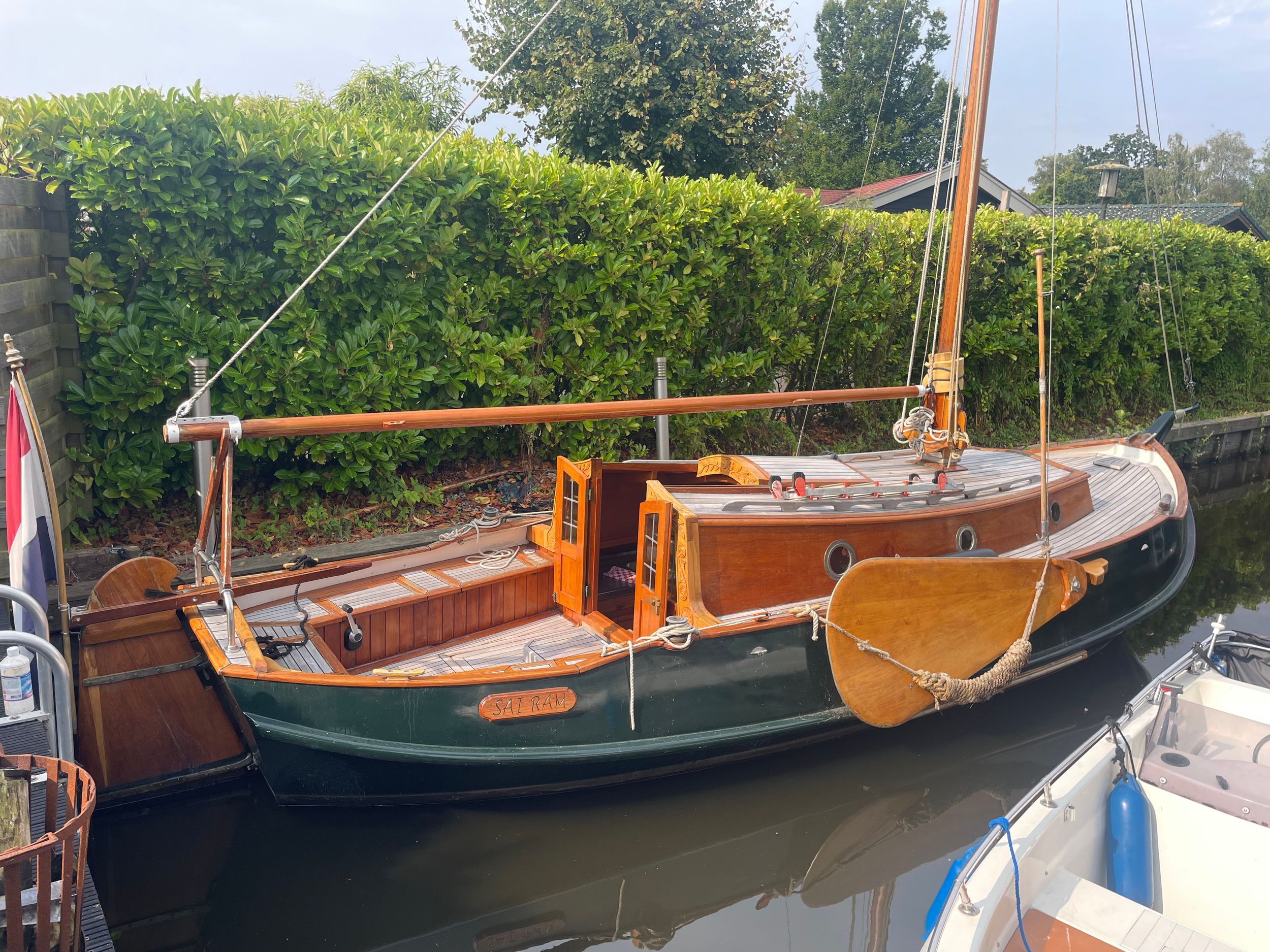 Gipon Grundel 800 1978 – stalen zeilboot met teak en glas-in-lood - Foto 2