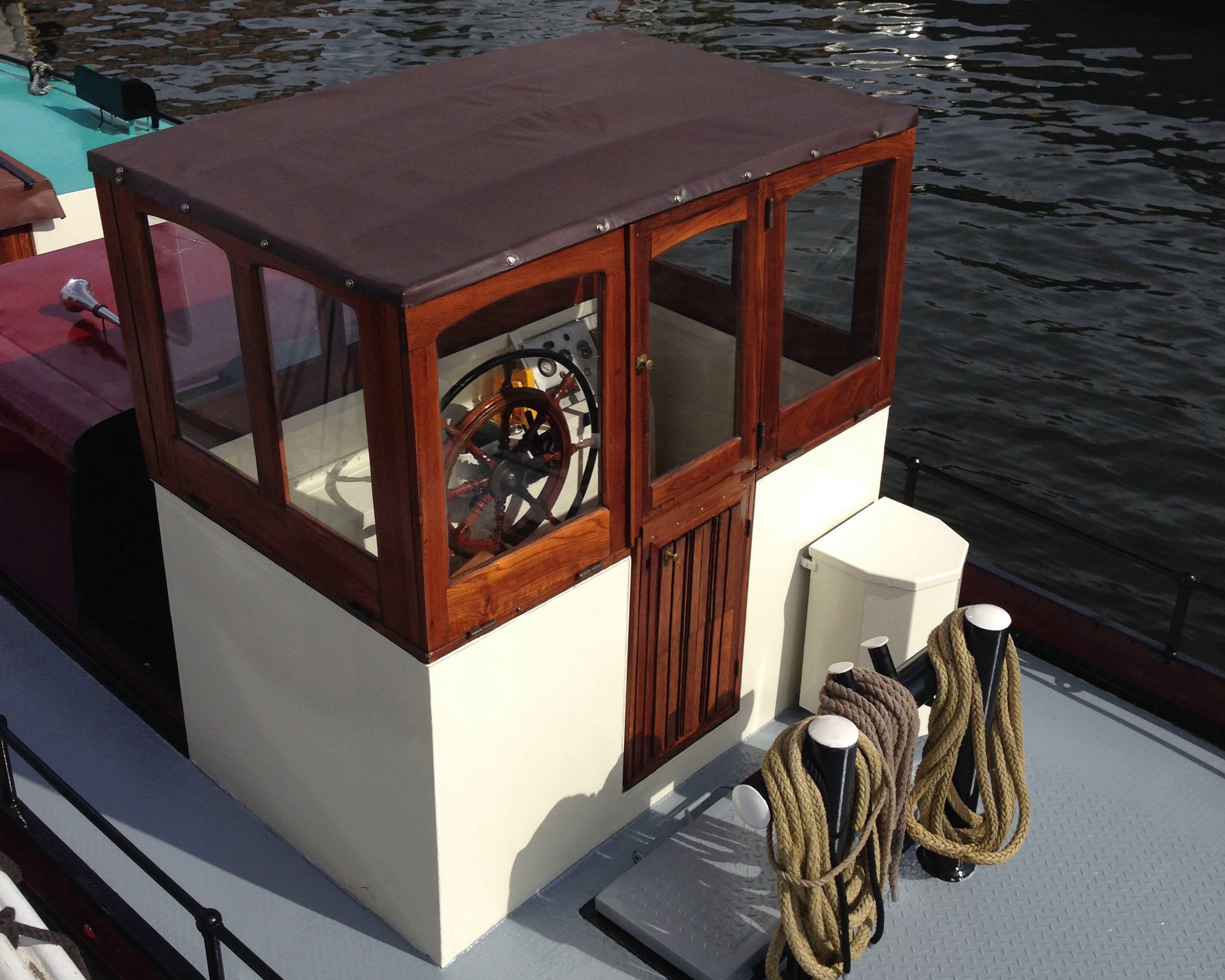 Sleepboot Amsterdammer 1920 – geringe doorvaarthoogte 1,75m - Foto 7