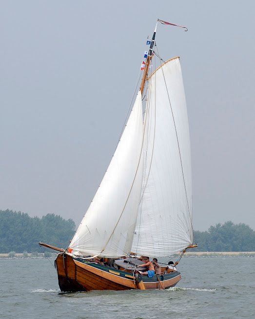 Van Der Meulen Zeeschouw 900 (1974) – houten classic met open vooronder - Foto 1
