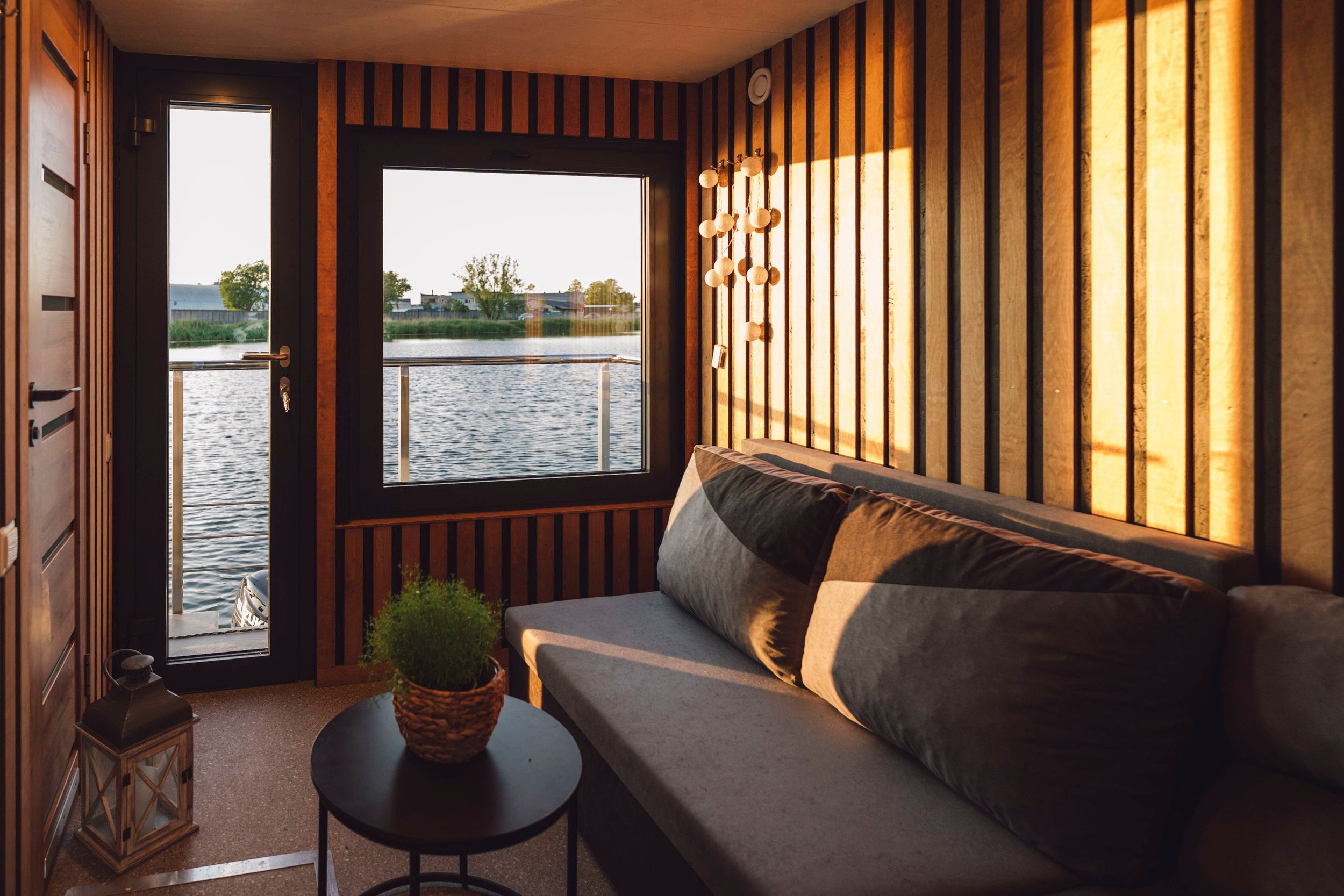 SHB Houseboat GTR 6.3 2025 – Compacte varende woonboot - Foto 5
